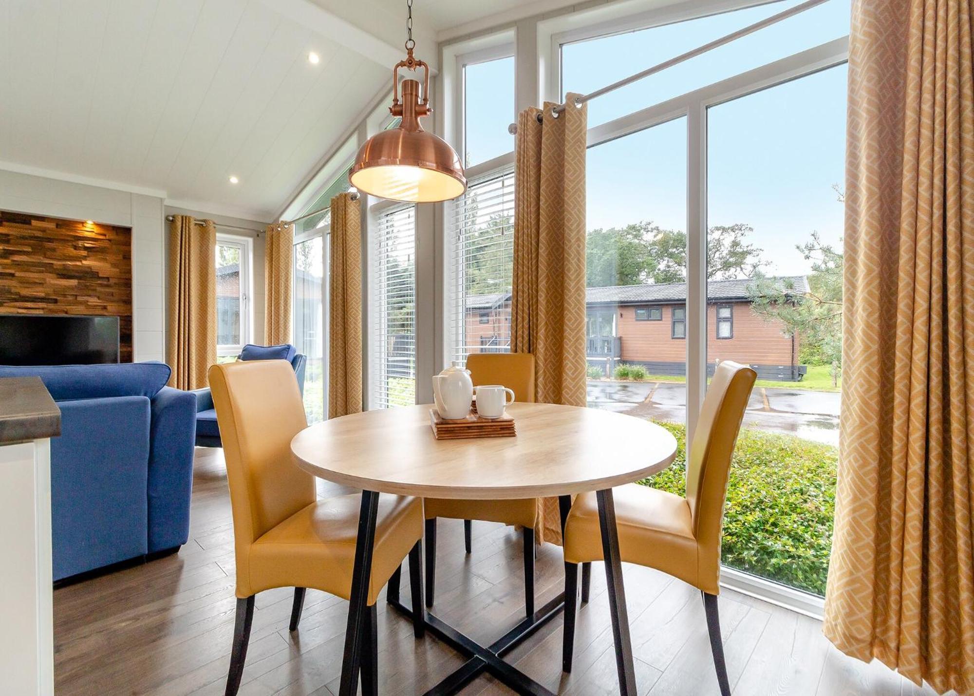 Norfolk Woods Resort&Spa Narborough  Eksteriør bilde