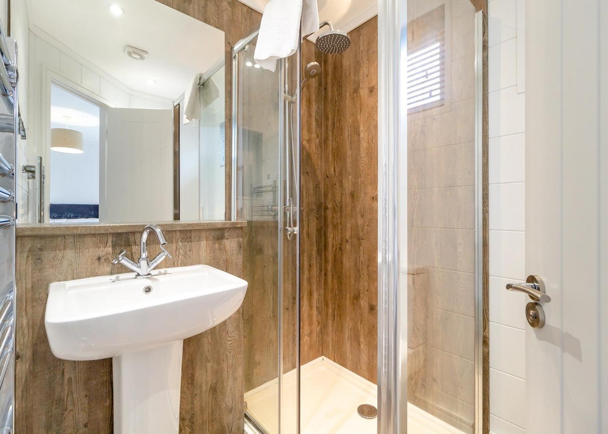 Norfolk Woods Resort&Spa Narborough  Eksteriør bilde